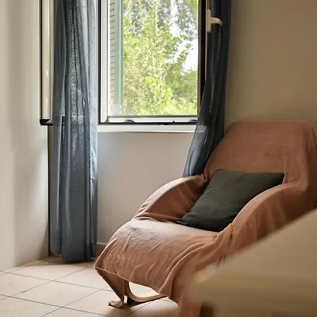 Niki's Garden House - A Beautiful 2 Bedroom House بيت للعطل