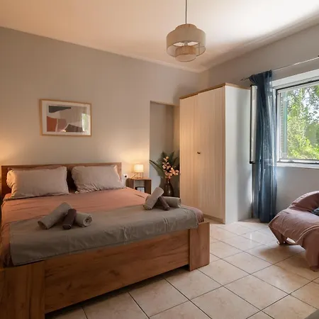 Niki's Garden House - A Beautiful 2 Bedroom House Σπίτι διακοπών Corfu (city)